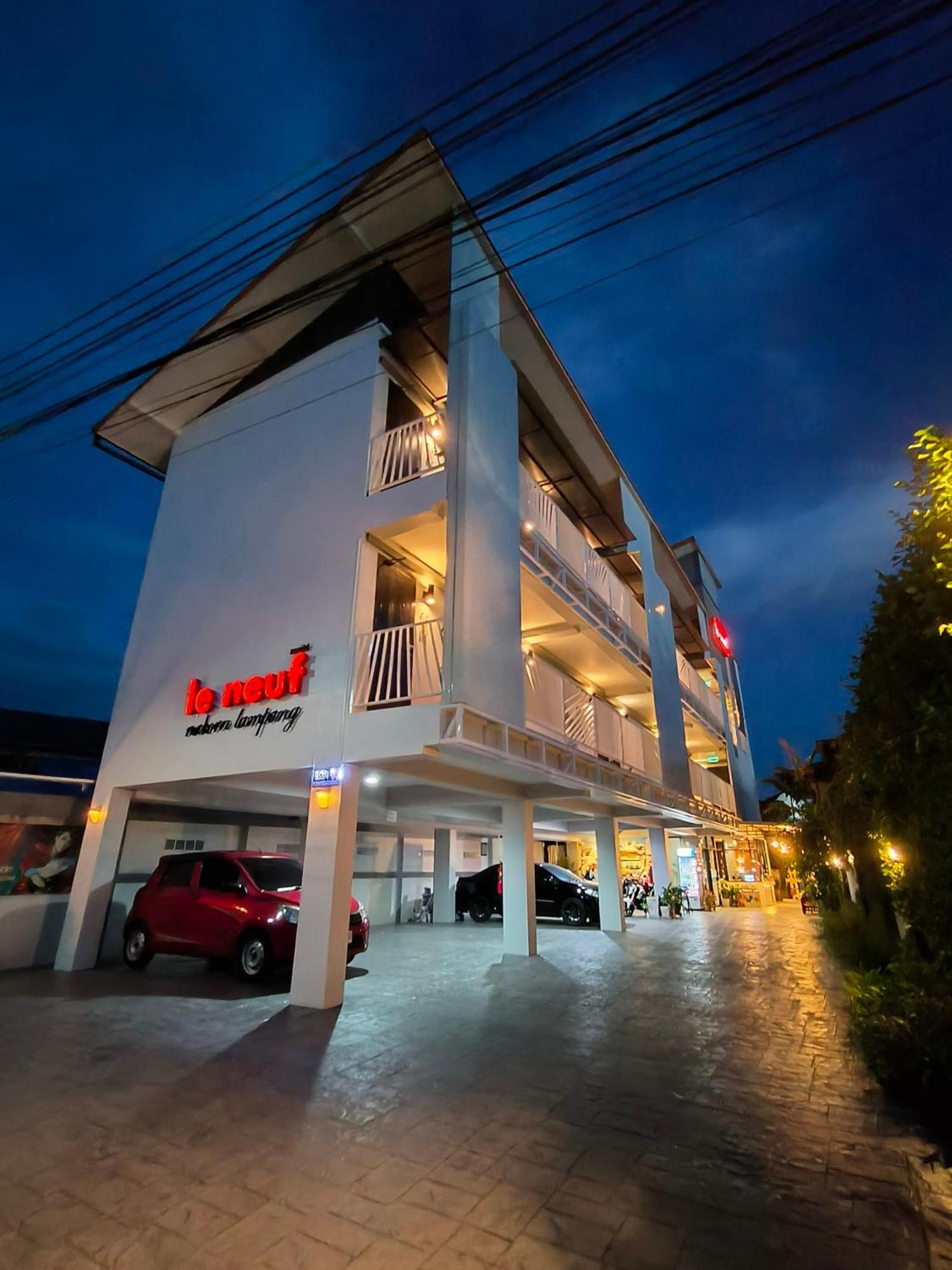 Le Neuf Nakorn Lampang Hotel Buitenkant foto